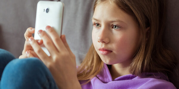 Is Your Child Too Young for a Smartphone? New Study Reveals Risks